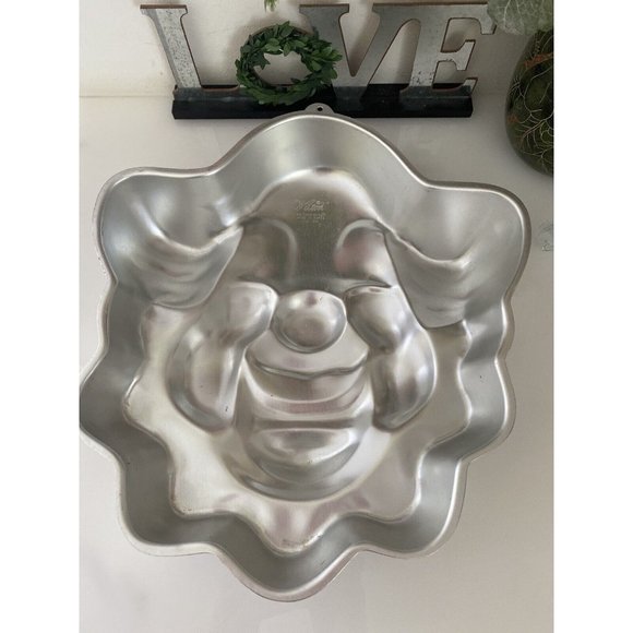 Wilton 1974 Clown Face Cake Pan #502-275 Cake Mold Form Vintage 12"X10"X2" EUC - Picture 9 of 16